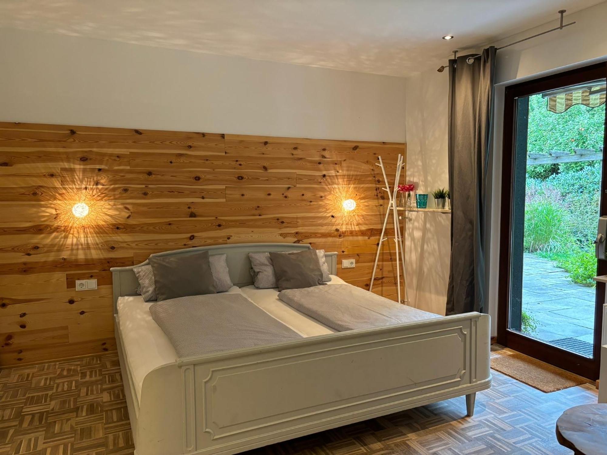 Ferienapartments Engeln Eifel Kempenich ภายนอก รูปภาพ